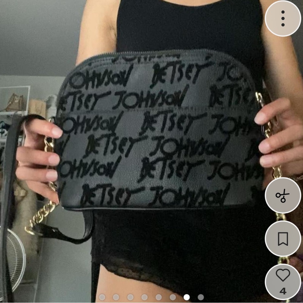 Betsey Johnson black printed gold plated purse - Picture 7 of 8